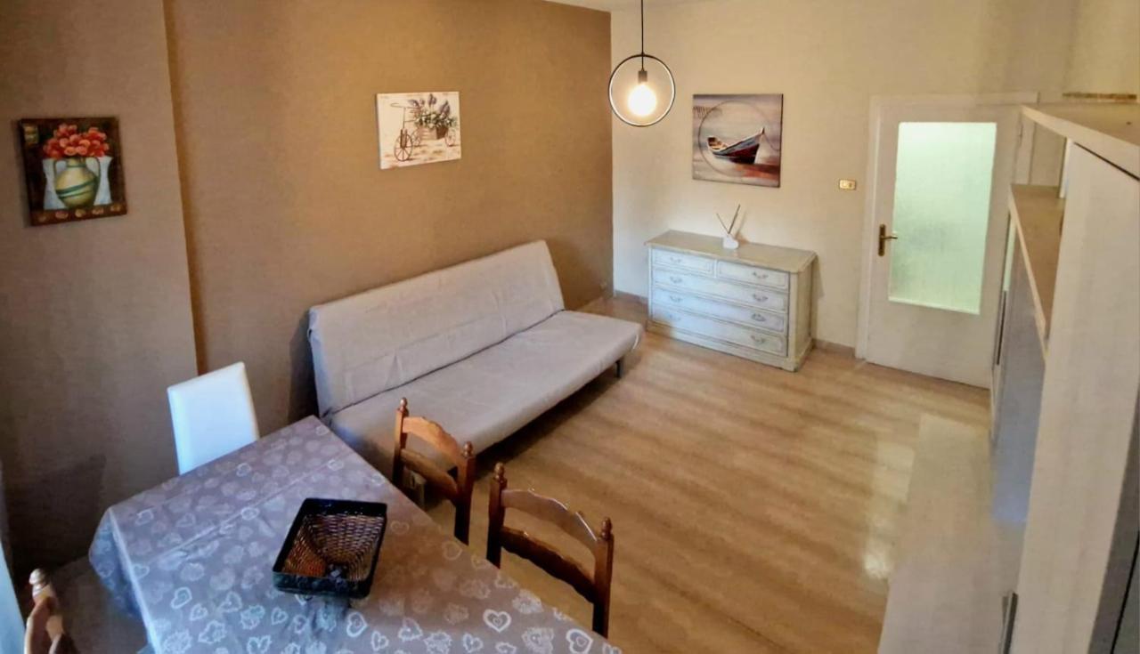 Holiday Home Telese Roma エクステリア 写真