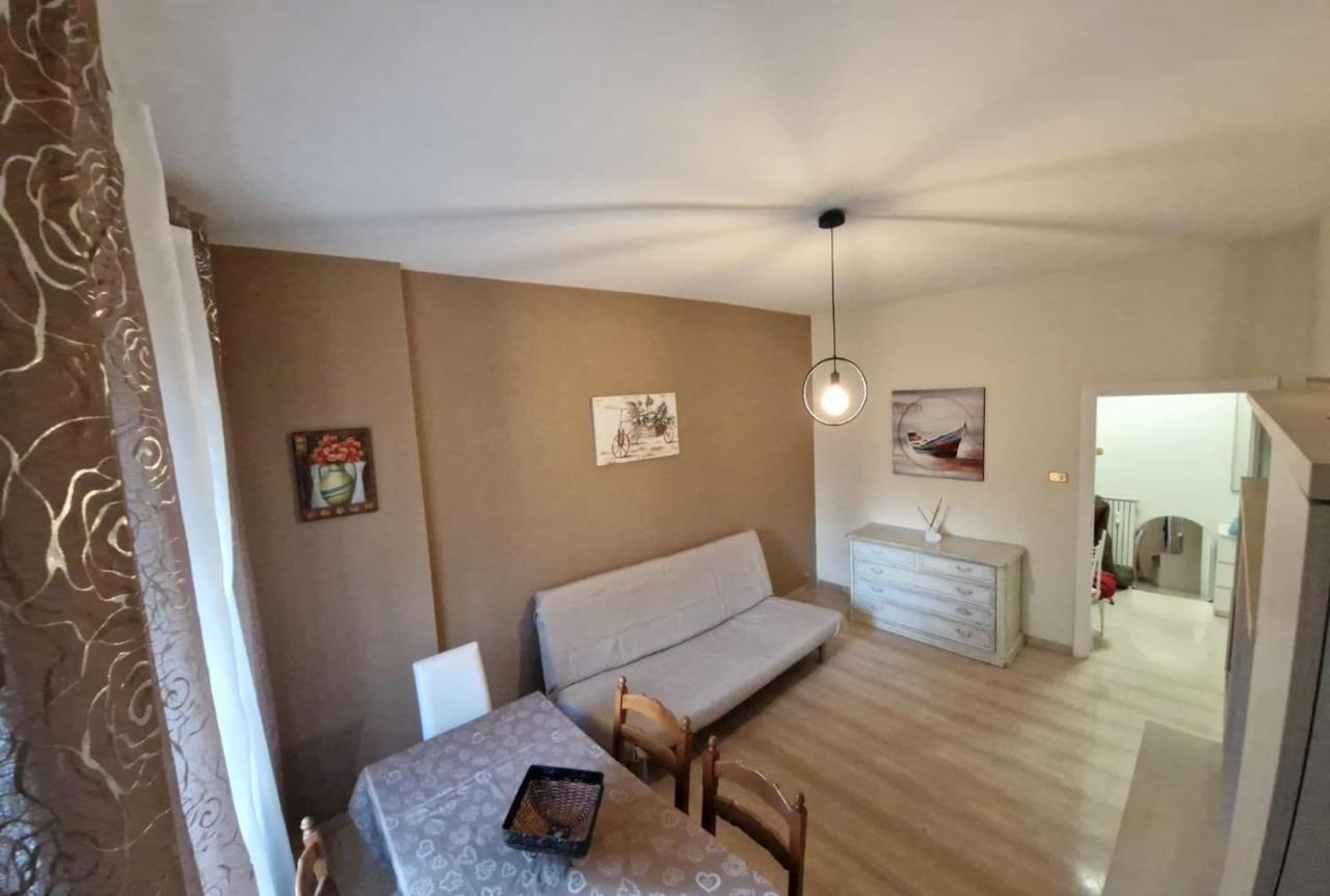 Holiday Home Telese Roma エクステリア 写真