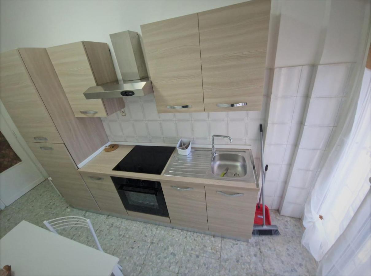 Holiday Home Telese Roma エクステリア 写真